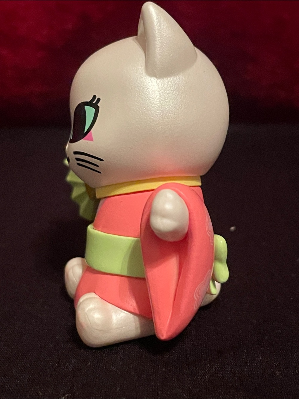 tokidoki Cherry Blossom Cat Vinyl Figure - Pink Kimono & Mint Obi - Picture 4 of 6